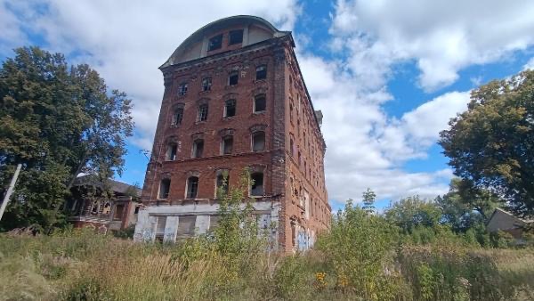 В Ярославле вновь выставили на торги историческую мельницу_320174