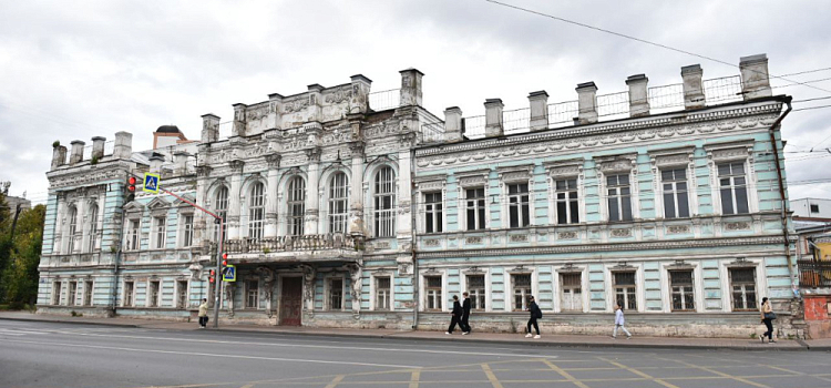 Владельца Дома Дунаева оштрафовали за открытые для посторонних двери