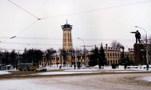 На Красной площади Ярославля поставят светофор?