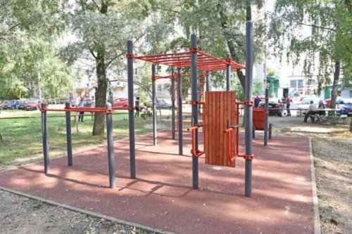 В Заволжском районе Ярославля установили площадку для воркаута