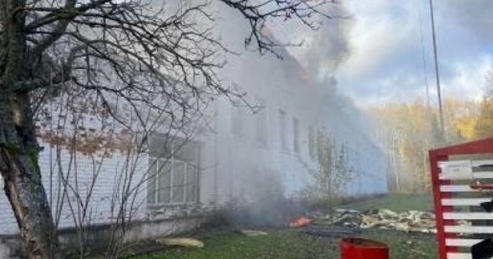 Обеспечивают военную безопасность: подробности о предприятии в поселке Бурмакино, где случился пожар