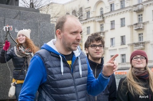 Власти центральных районов Ярославля попытались сослать первомайскую Монстрацию на Перекоп; организаторы продолжили настаивать на шествии в зоне ЮНЕСКО