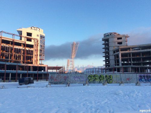 Долгострои на площади Труда в Ярославле приводят в порядок 