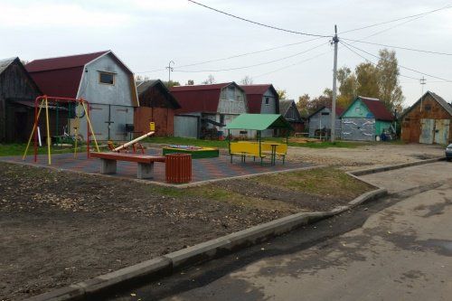 В Туношне благоустроили дворы и парк