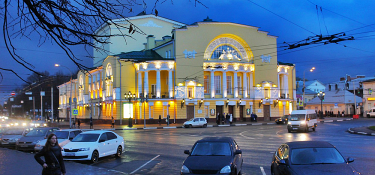 Запуск платных парковок в Ярославской области перенесли на 25 декабря