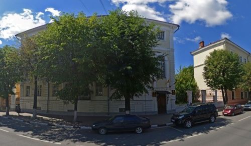В аппарате Облизбиркома работает экс-директор школы, избившая ребенка