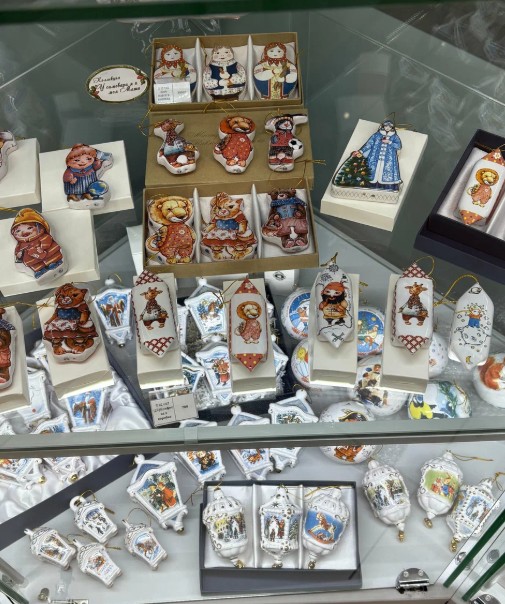 Новогодние подарки в Ярославле: где найти уникальные сувениры, изделия ремесленников и локальные бренды