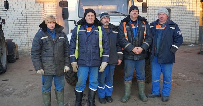 Малыш провалился под лед: в Ярославле произошел несчастный случай на пруду
