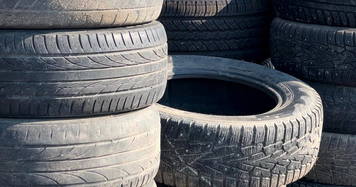 В Ярославле власти призвали горожан сдавать старые покрышки
