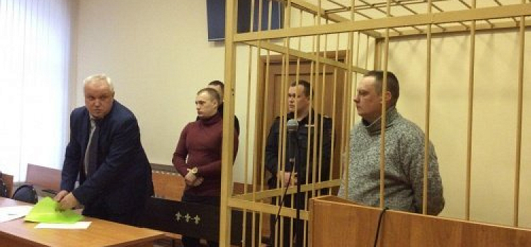Подозреваемый в организации пыток заключённого ИК-1 бывший начальник колонии Дмитрий Николаев взят под домашний арест