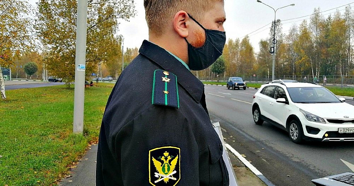 Приставы обязали мэрию сделать дороги у школ безопасными