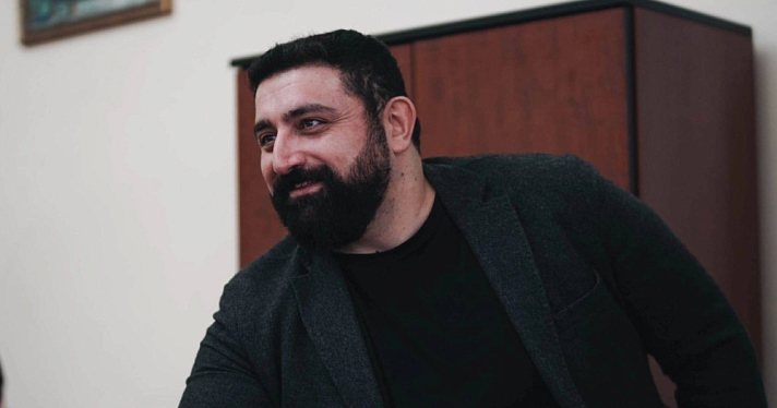 На двух фронтах: эксперт по Ближнему Востоку Мирзад Хаджим — о России, своём народе и цене правды