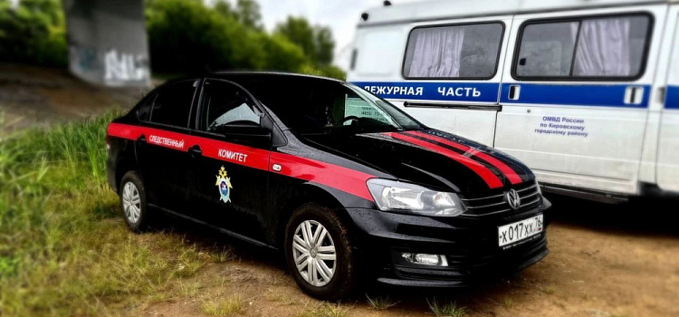 В Ростовском округе мужчина попытался сжечь женщину в её доме