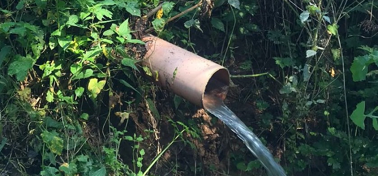 В Ярославской области суд взыскал с ЖКХ почти пять миллионов за слив канализации