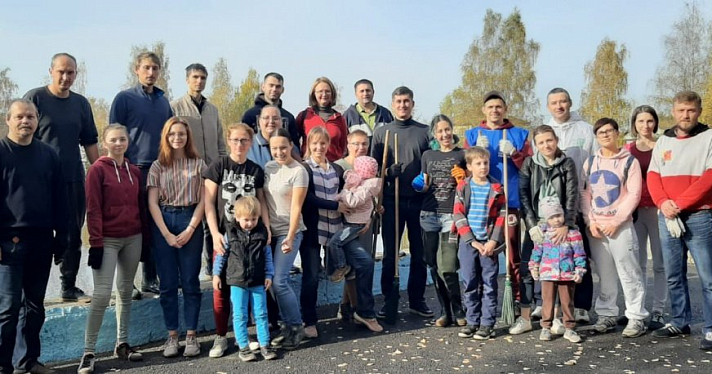 «Как мы жили в таком свинарнике»: ярославна объединила неравнодушных для уборки города