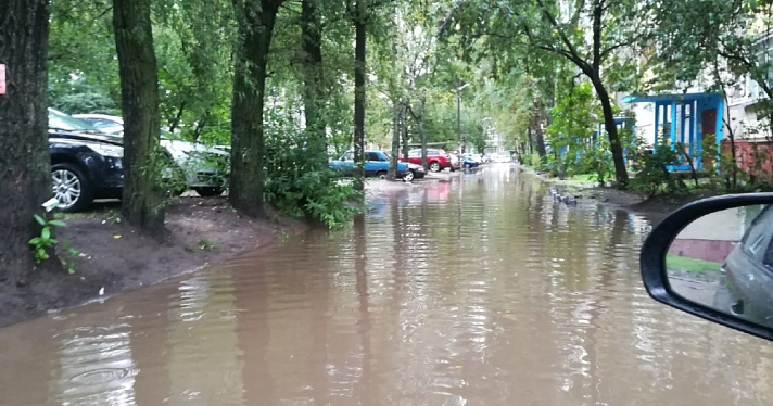 В День знаний улицы Ярославля ушли под воду