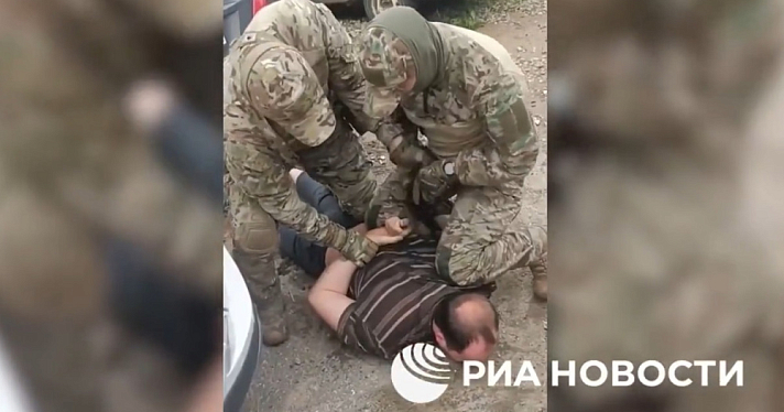 Сообщал информацию о местах расположения средств ПВО: в Ярославской области задержали подозреваемых в госизмене