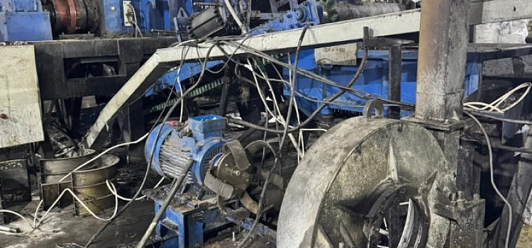 В Ярославле склад загорелся из-за неисправной электротехники_309976