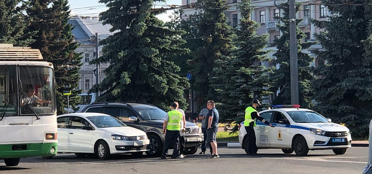 В центре Ярославля перекроют 13 улиц: полный список 