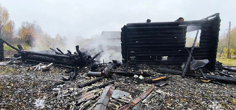 В Ярославской области из-за огня от сигареты умер мужчина_324688