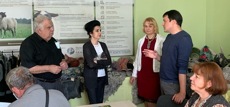 Дочь Валентины Терешковой познакомилась с фермерским хозяйством «Юрьевское»