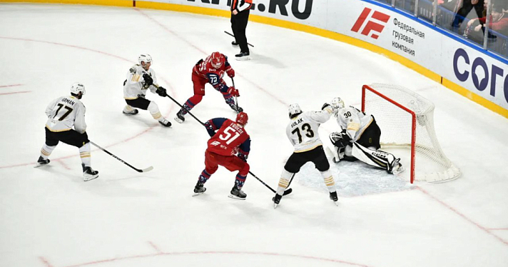 Ярославский «Локомотив» одолел аутсайдера «Востока»