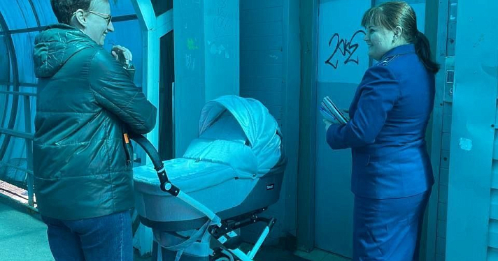 Мэрия Ярославля заявила о невозможности отремонтировать лифты в переходах из-за санкций, однако прокуратура всё равно заставила её это сделать