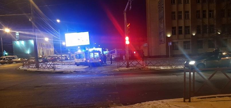 ДТП с участием автобусов на Московском проспекте Ярославля: видео и подробности_162293