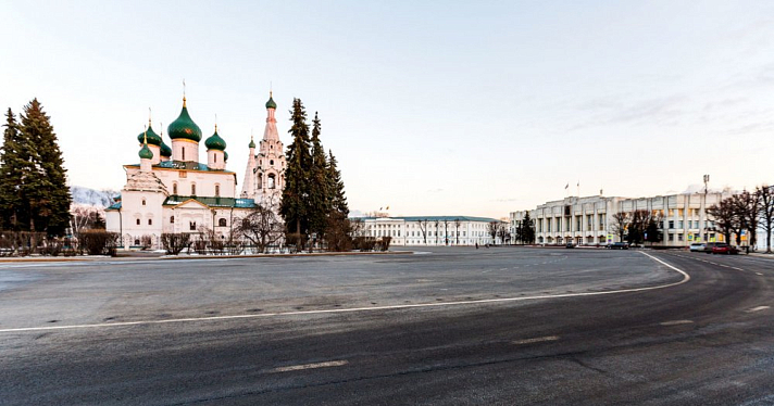 Двух ярославцев лишили прав из-за выезда на «встречку»