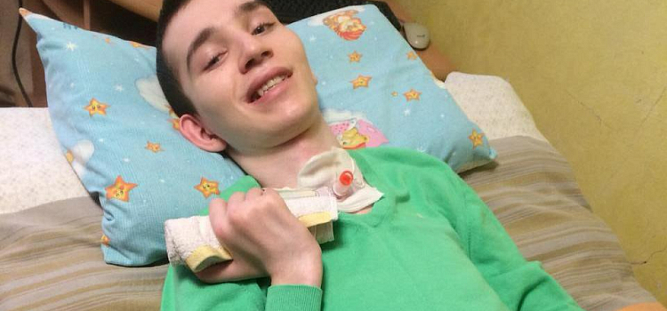 «Мам, может, я на них еще похожу?»: ярославна пытается восстановить парализованного сына_170481