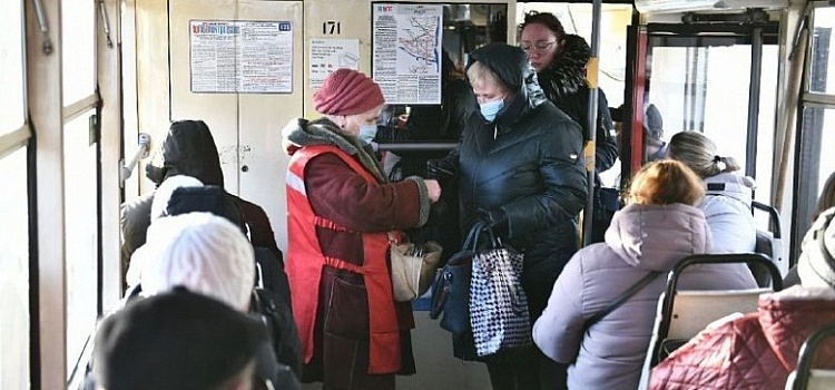 Некуда ходить в туалет! Водитель троллейбуса обратился с жалобой к мэру Ярославля