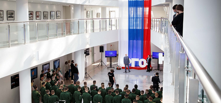 В КЗЦ «Миллениум» открылась фотовыставка «Самая красивая страна»_177824