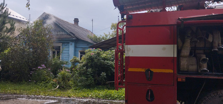 В Ярославской области при пожаре в частном доме погибли двое