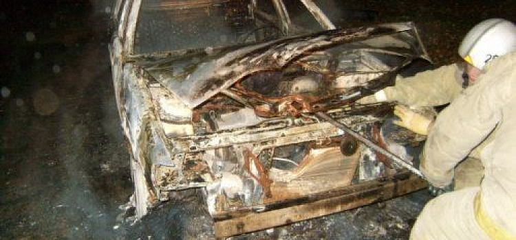 В Тутаевском районе сгорел легковой автомобиль 