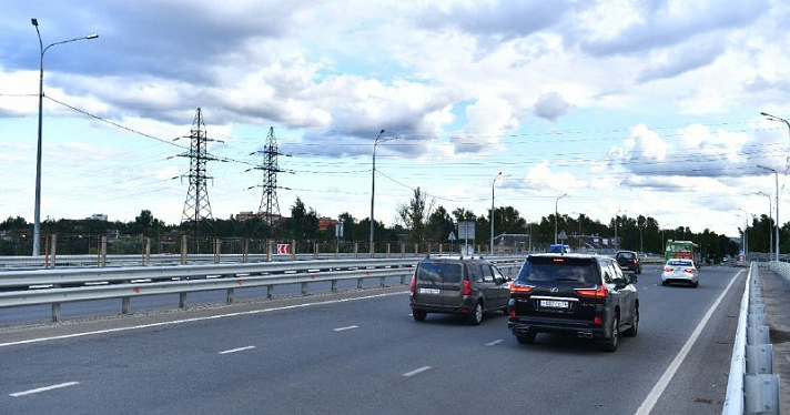 В мэрии Ярославля рассказали, почему перекрыли Добрынинский мост