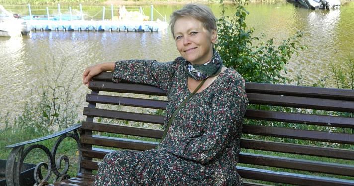 Гастроэнтеролог рассказала, можно ли давать детям чай и сок вместо воды