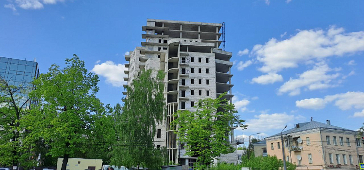 Ярославцы скупают жильё в недострое на Октябрьской площади