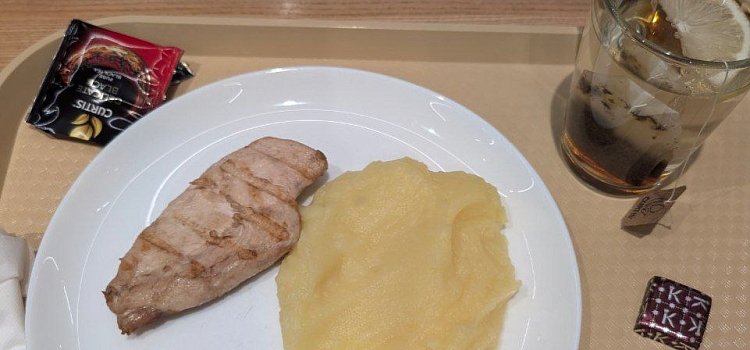 В Угличе после детских жалоб на еду заменили поставщика в школах и детских садах