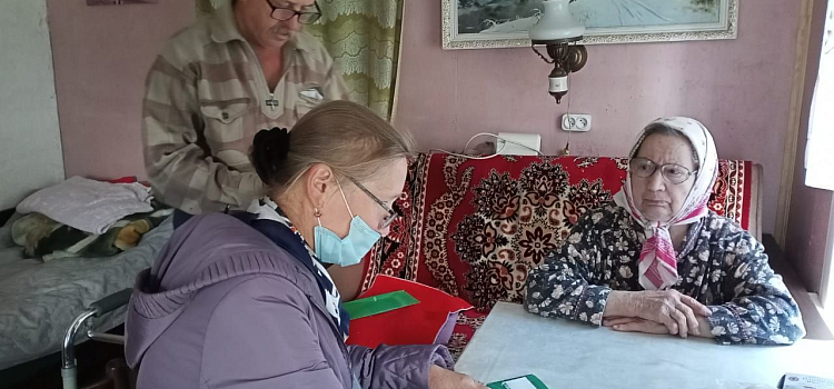 Почти десять тысяч человек в Ярославской области проголосовали дома_220309