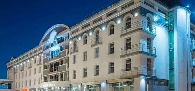 Отель в Ярославле выставлен на торги за 723,9 миллиона рублей_320057