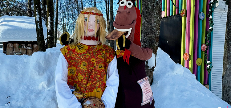 Душа отмерзает и начинает расцветать: в Ярославле открылась выставка масленичных кукол_311486