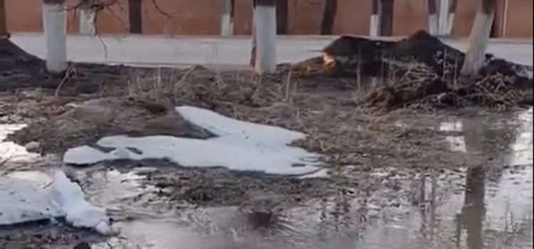 Дороги Переславля-Залесского в Ярославской области ушли под воду