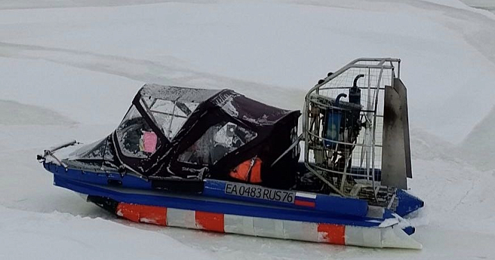 Аэроглиссеры связали берега Тутаева