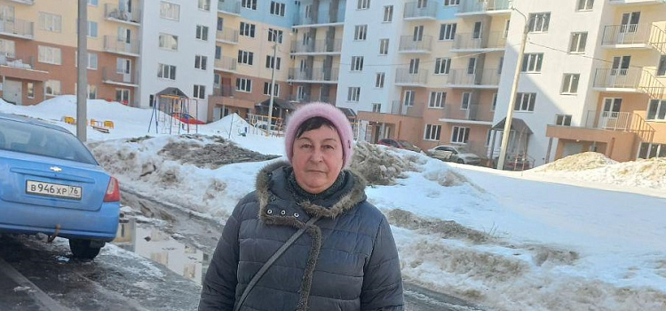 Ярославна получила ключи от квартиры, выигранной в викторине ФКГС «Поверь в мечту!»_267392