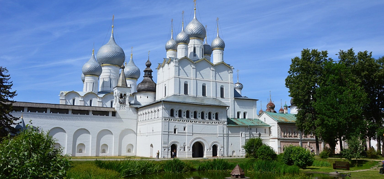 Ярославские музеи разработали летнюю экскурсию по садам и паркам области_158981