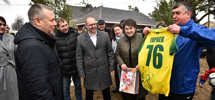 В посёлке Борисоглебский в этом году запланировано масштабное обновление стадиона_294790