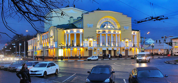 Стало известно, на что будут направлять деньги, вырученные с платных парковок в Ярославской области