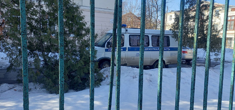 Вооруженное нападение в ЯРГУ: фоторепортаж_175988