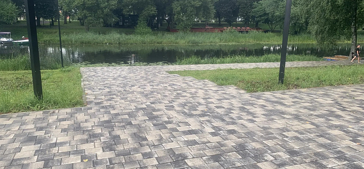 В городе Ярославской области заменили более километра теплосетей для создания новой пешеходной зоны_320049