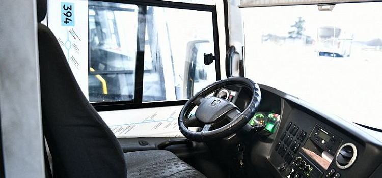 Водителя автобуса из Ярославля ограбили на рабочем месте